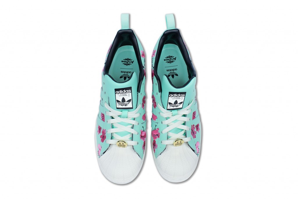 Hypebeast / Arizona / adidas